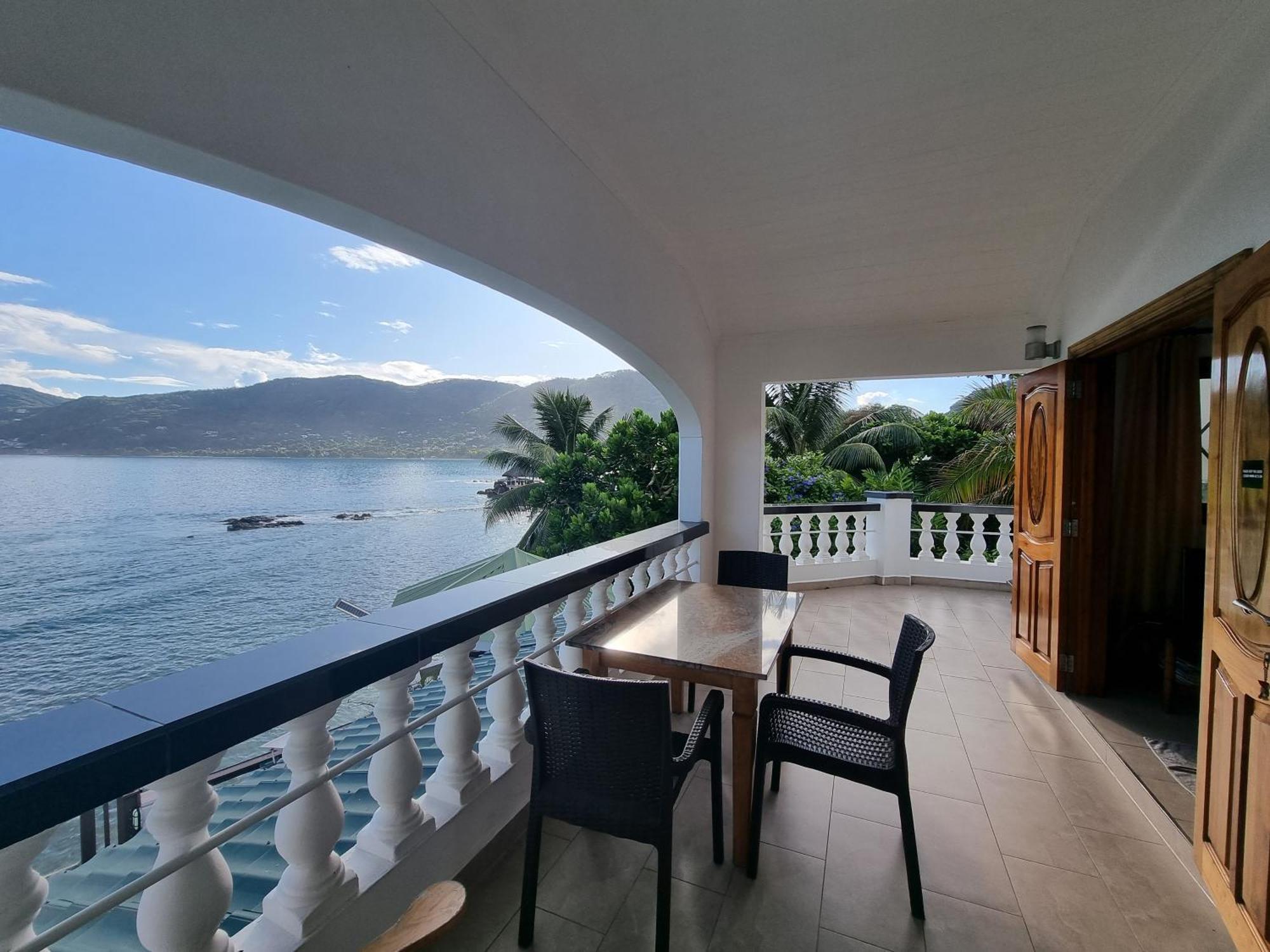The Drake Seaside Apartment Beau Vallon  Bagian luar foto