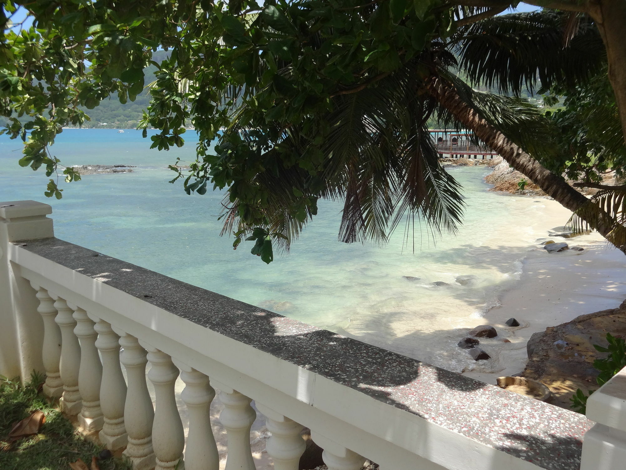 The Drake Seaside Apartment Beau Vallon  Bagian luar foto